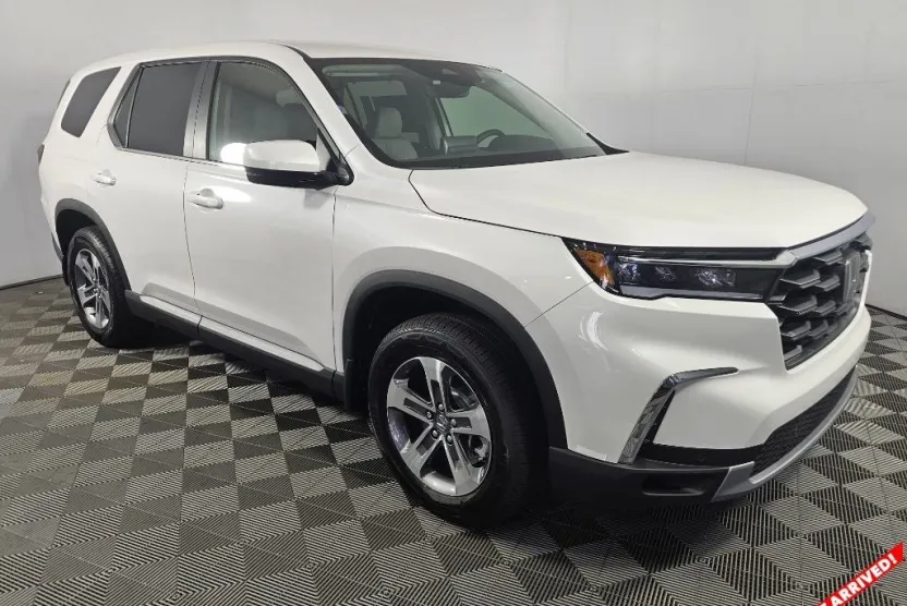 2025 Honda Pilot EX-L photo 1