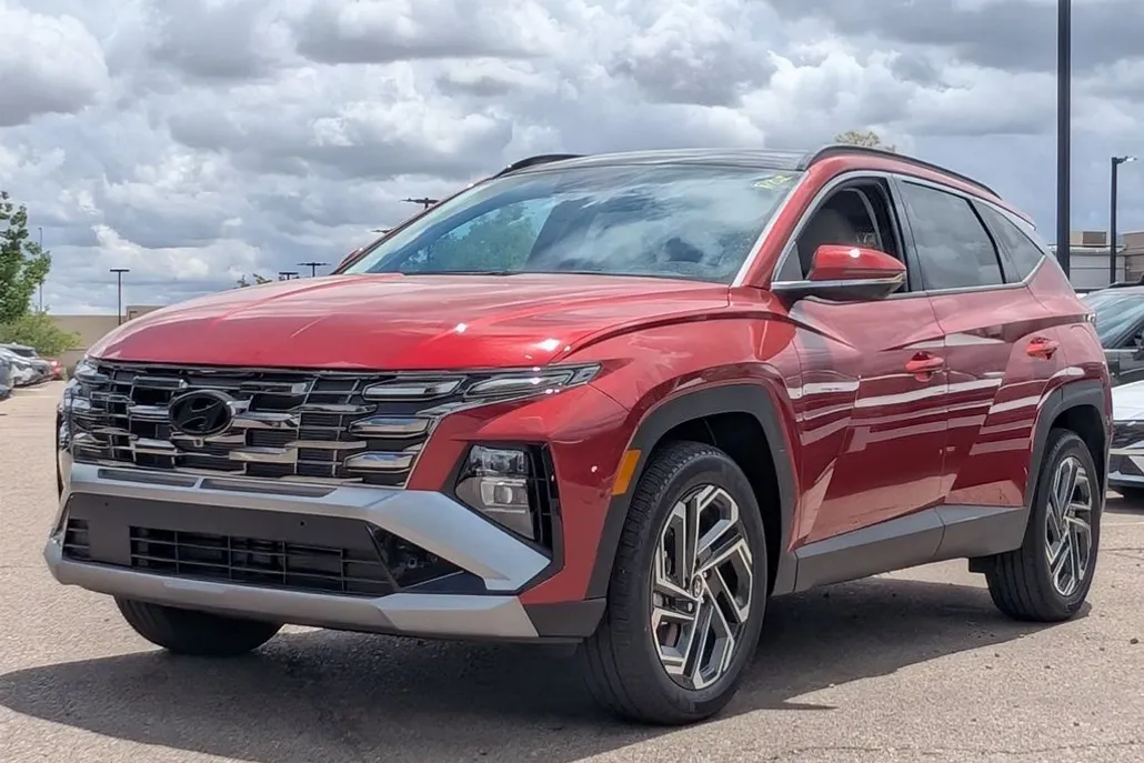2025 Hyundai Tucson Limited photo 1