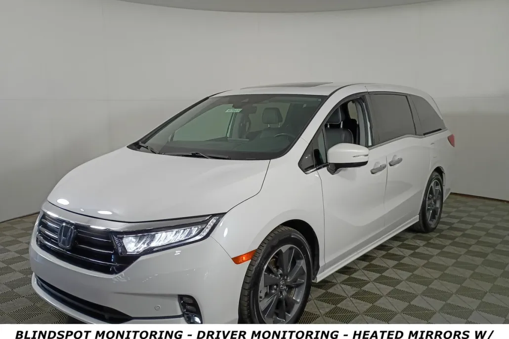 2024 Honda Odyssey Elite photo 1