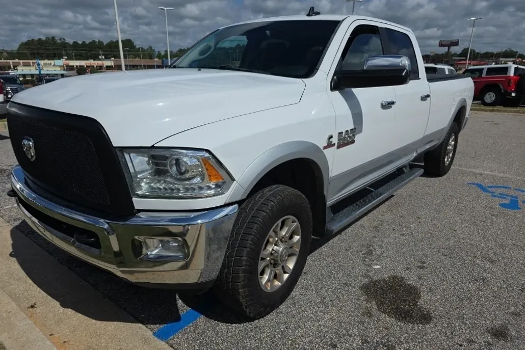 2015 Ram 2500 Laramie photo 1