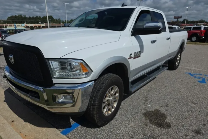 2015 Ram 2500 Laramie photo 1