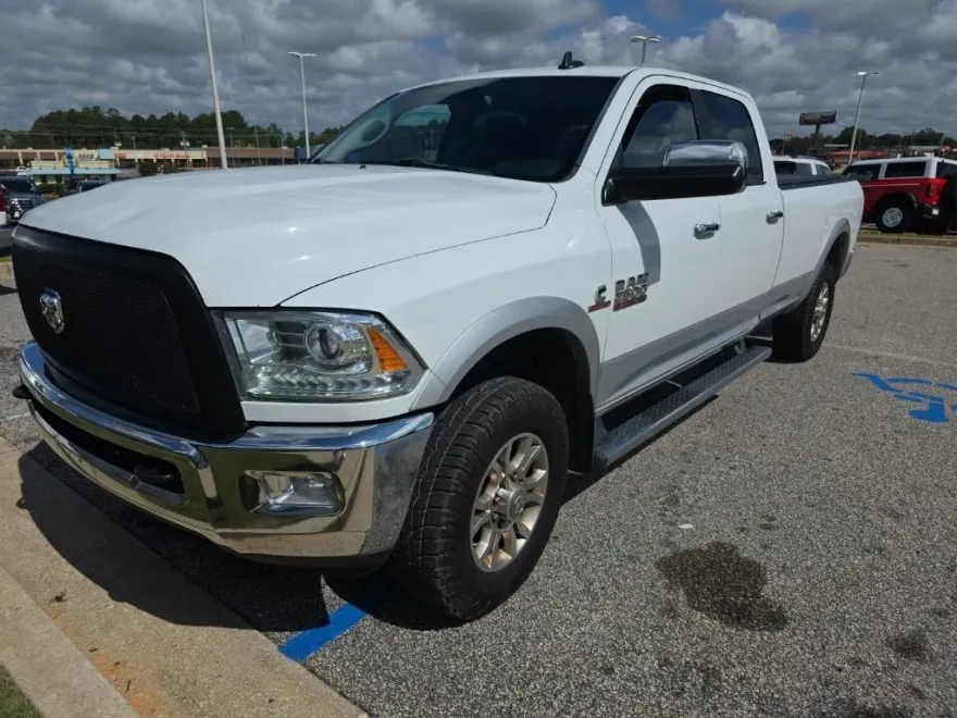 2015 Ram 2500 Laramie photo 1