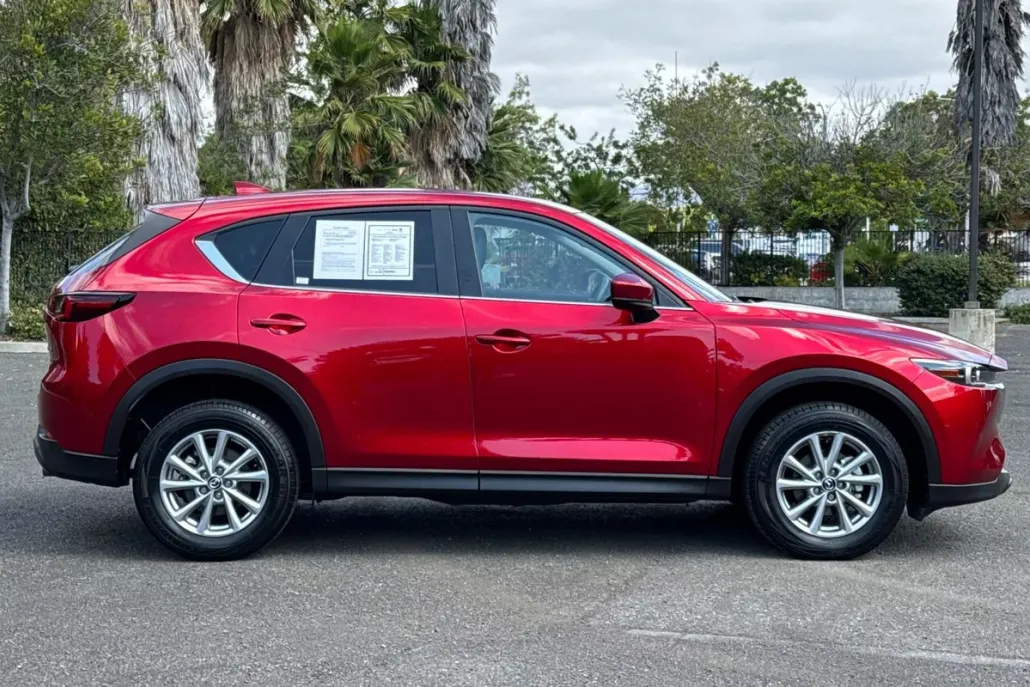 2023 Mazda CX-5 2.5 S Preferred photo 1