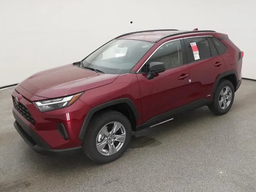 2025 Toyota RAV4 Hybrid LE photo 1