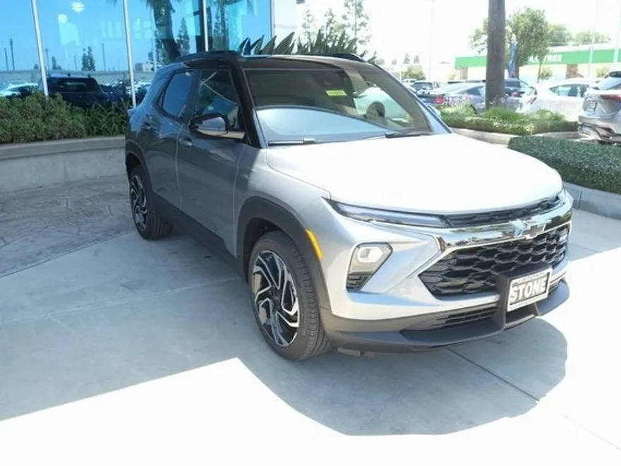 2026 Chevrolet Trailblazer RS photo 1