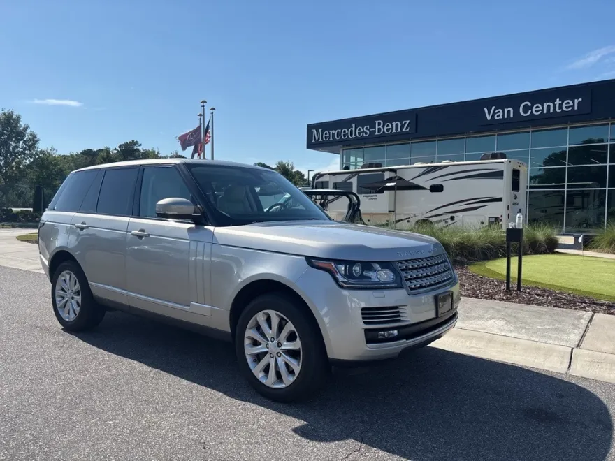 2015 Land Rover Range Rover SuperCharged photo 1