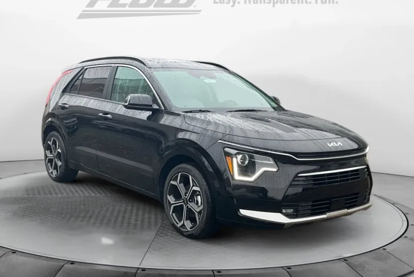 2024 Kia Niro EX photo 1