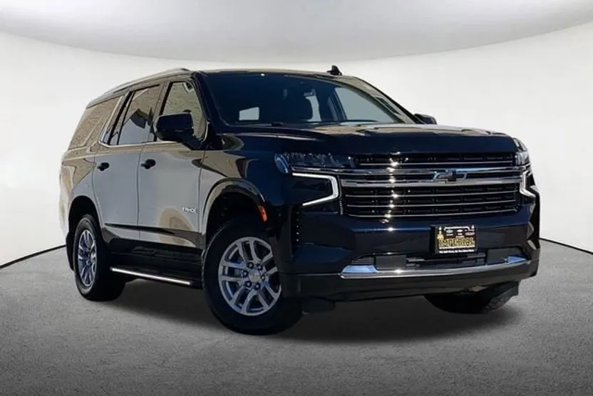 2021 Chevrolet Tahoe LT photo 1