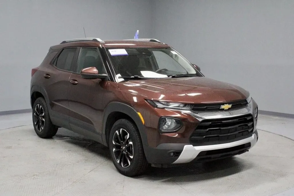 2022 Chevrolet Trailblazer LT photo 1