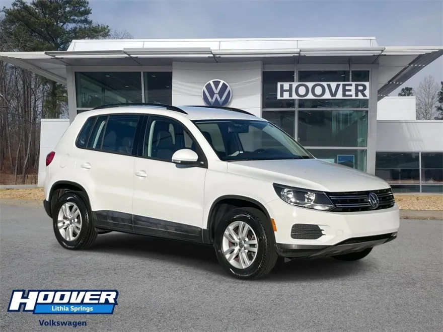 2016 Volkswagen Tiguan S photo 1