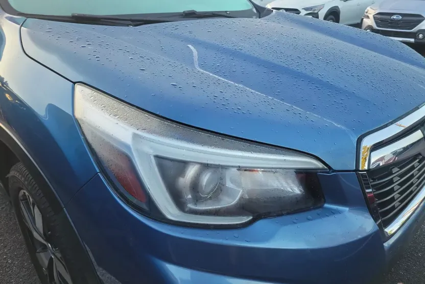 2020 Subaru Forester Touring photo 1