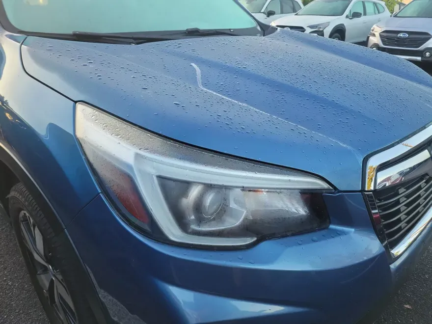 2020 Subaru Forester Touring photo 1