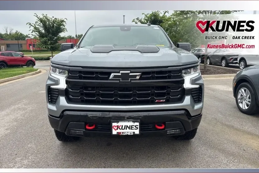 2024 Chevrolet Silverado 1500 LT Trail Boss photo 1