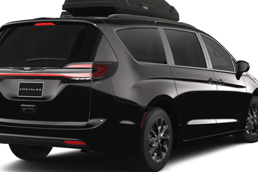 2025 Chrysler Pacifica photo 1