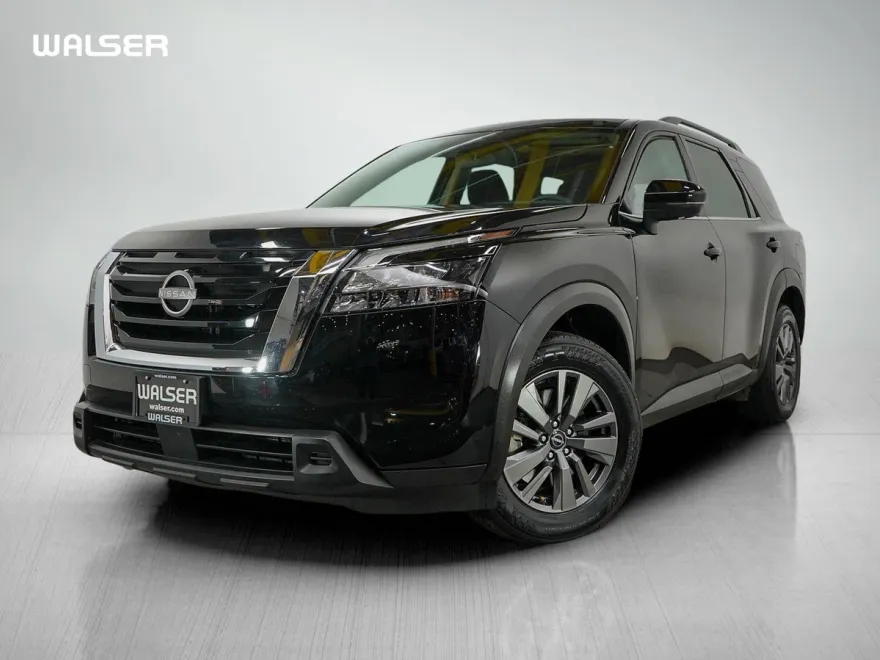 2023 Nissan Pathfinder SV photo 1