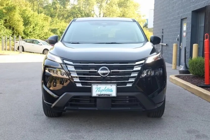 2026 Nissan Rogue S photo 1