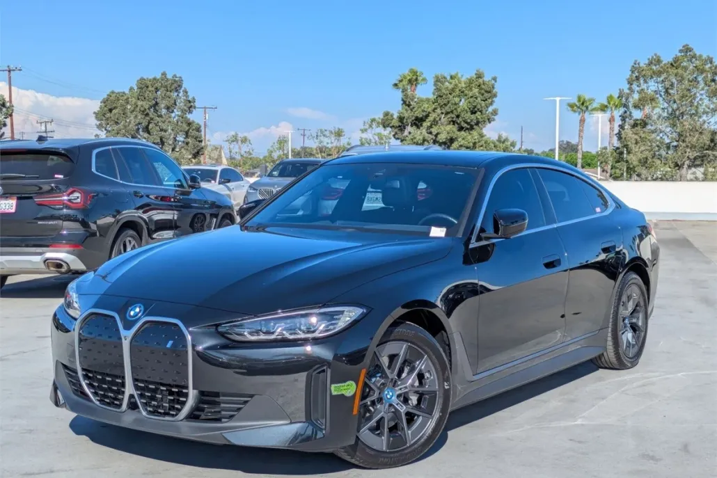 2023 Bmw i4 eDrive40 photo 1