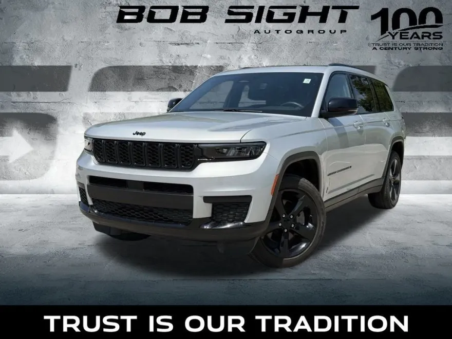 2022 Jeep Grand Cherokee Altitude photo 1