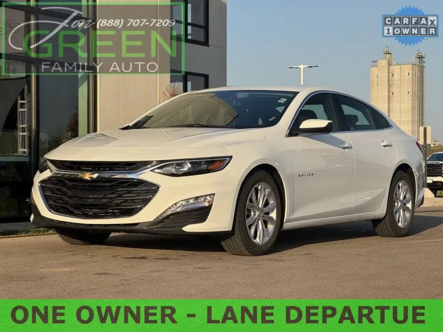 2024 Chevrolet Malibu 1LT photo 1