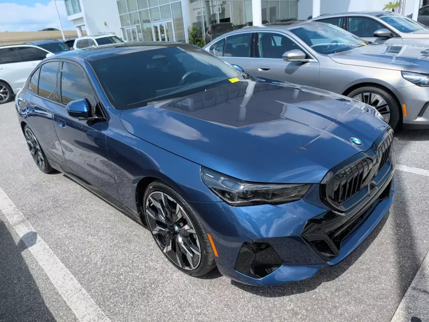 2024 Bmw 530i photo 1