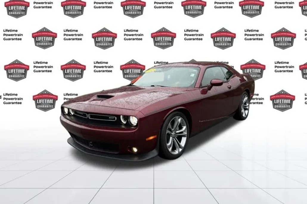 2022 Dodge Challenger GT photo 1