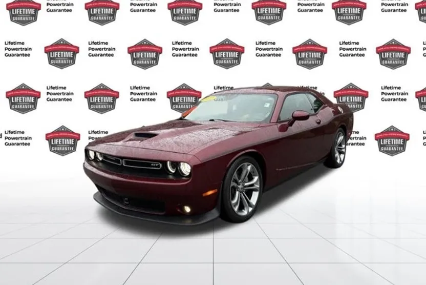 2022 Dodge Challenger GT photo 1