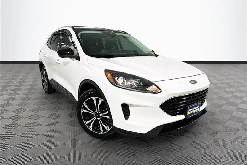 2022 Ford Escape SE photo 1