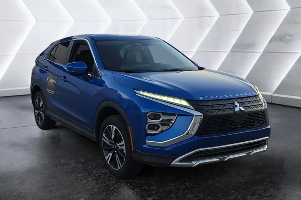2025 Mitsubishi Eclipse Cross SE photo 1