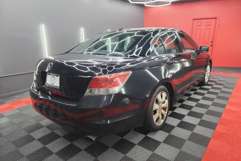 2010 Honda Accord EX-L photo 1