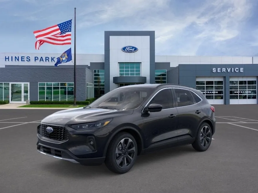 2025 Ford Escape Platinum photo 1