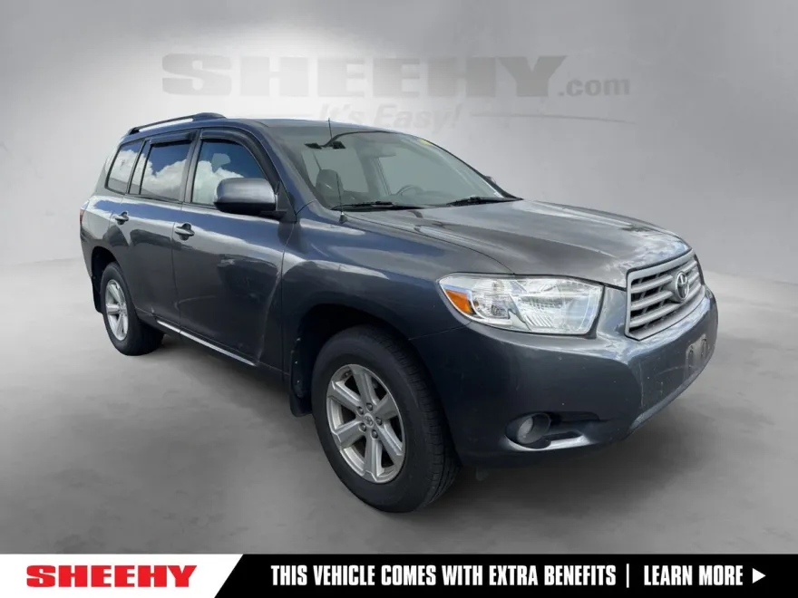 2010 Toyota Highlander Base photo 1