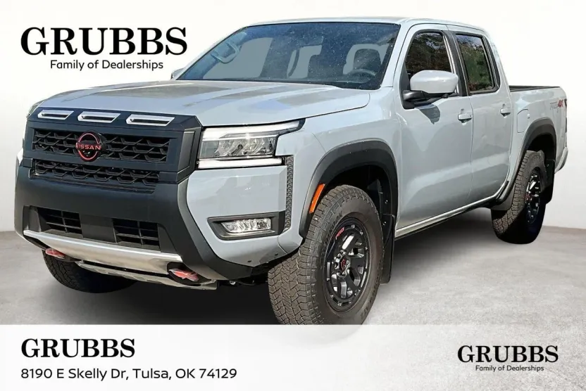 2025 Nissan Frontier Crew Cab PRO-4X photo 1