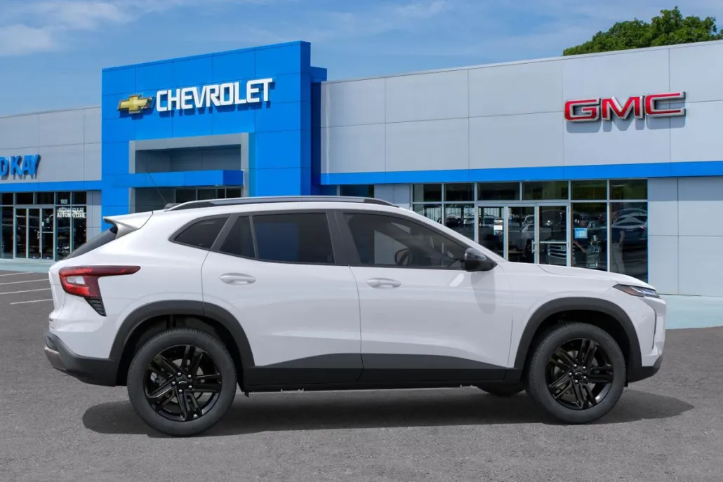 2026 Chevrolet Trax ACTIV photo 1