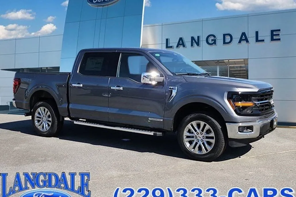 2025 Ford F-150 XLT photo 1