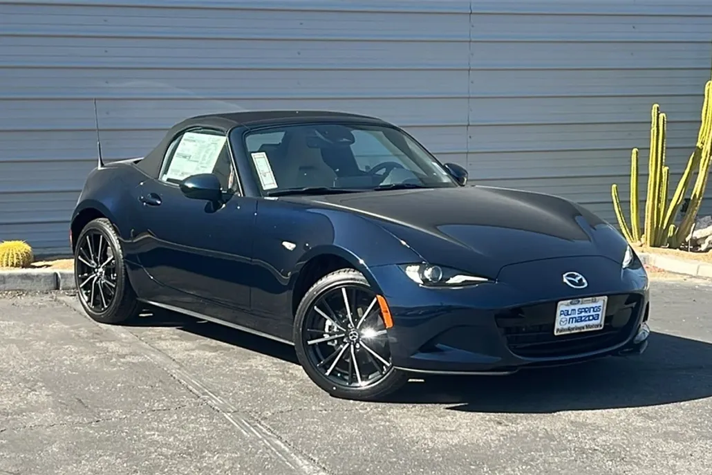 2025 Mazda MX-5 Miata Miata Grand Touring photo 1