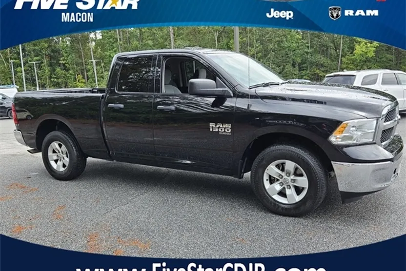 2024 Ram 1500 Classic SLT photo 1