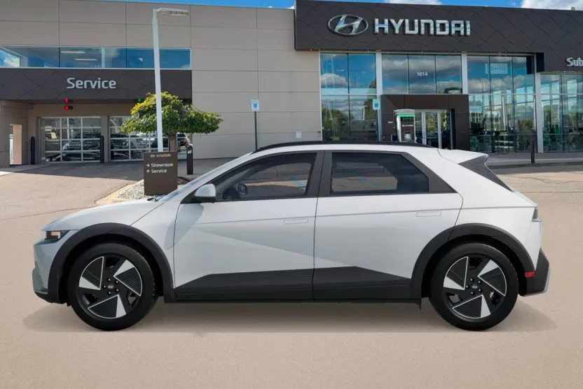 2025 Hyundai Ioniq 5 SEL photo 1