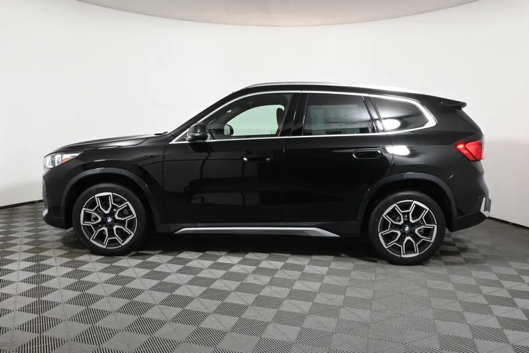 2025 Bmw X1 XDrive28i photo 1