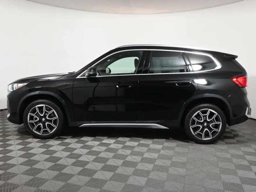 2025 Bmw X1 XDrive28i photo 1
