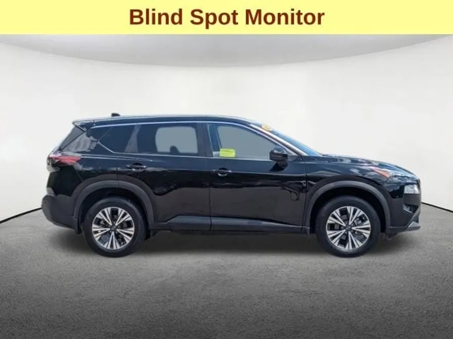 2022 Nissan Rogue SV photo 1