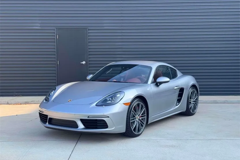 2025 Porsche Cayman S photo 1