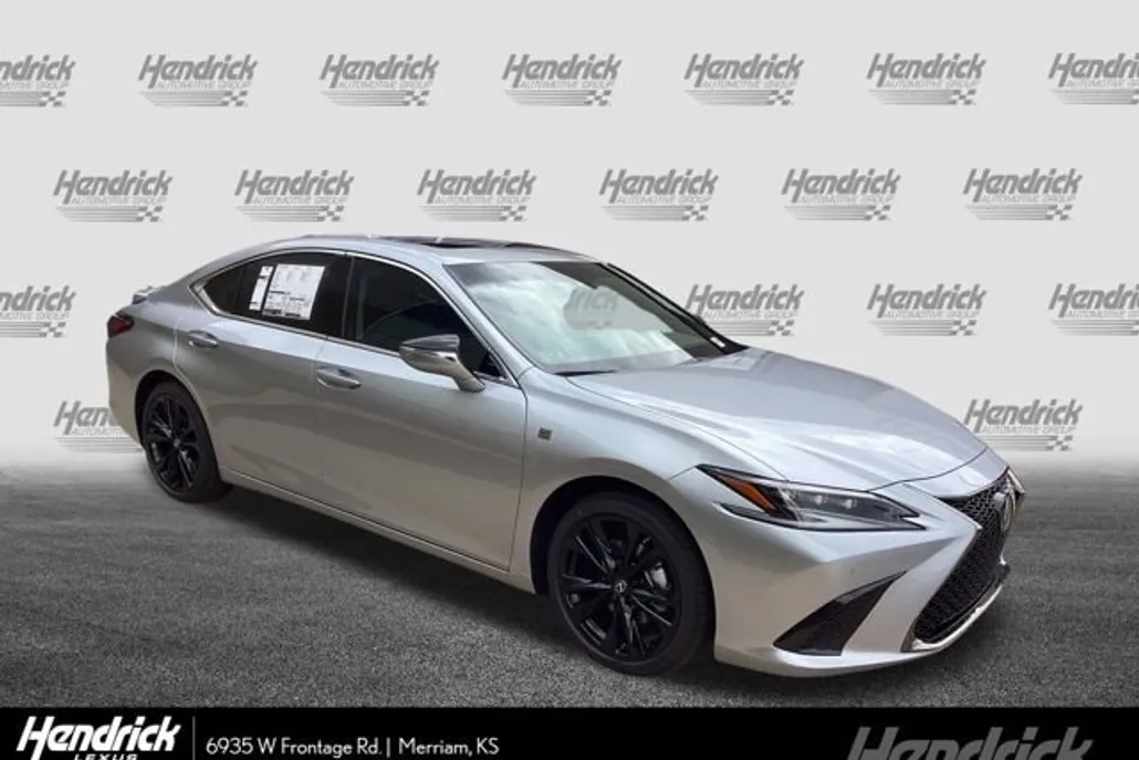 2025 Lexus ES 300h F SPORT Design photo 1