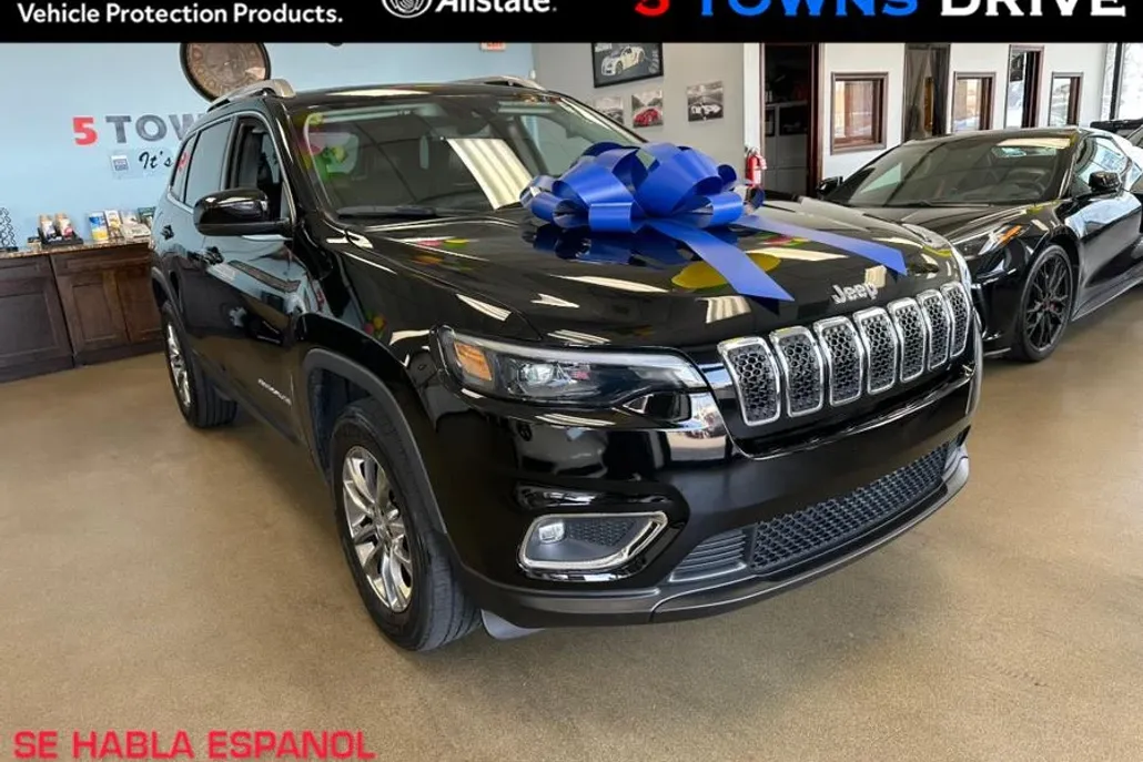 2021 Jeep Cherokee Latitude Lux photo 1