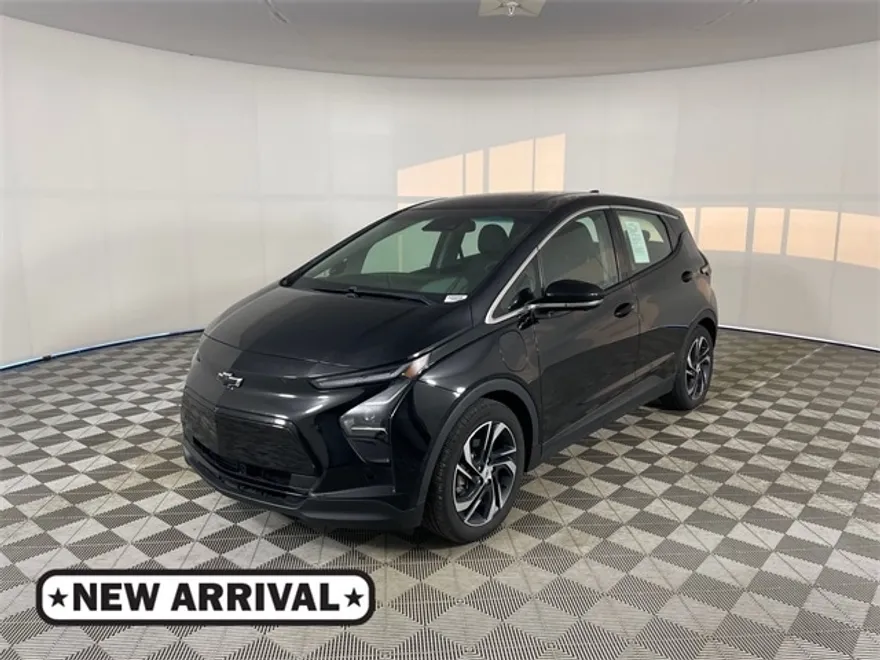 2022 Chevrolet Bolt EV 2LT photo 1