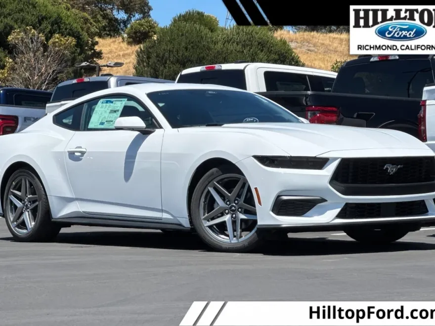 2025 Ford Mustang EcoBoost photo 1