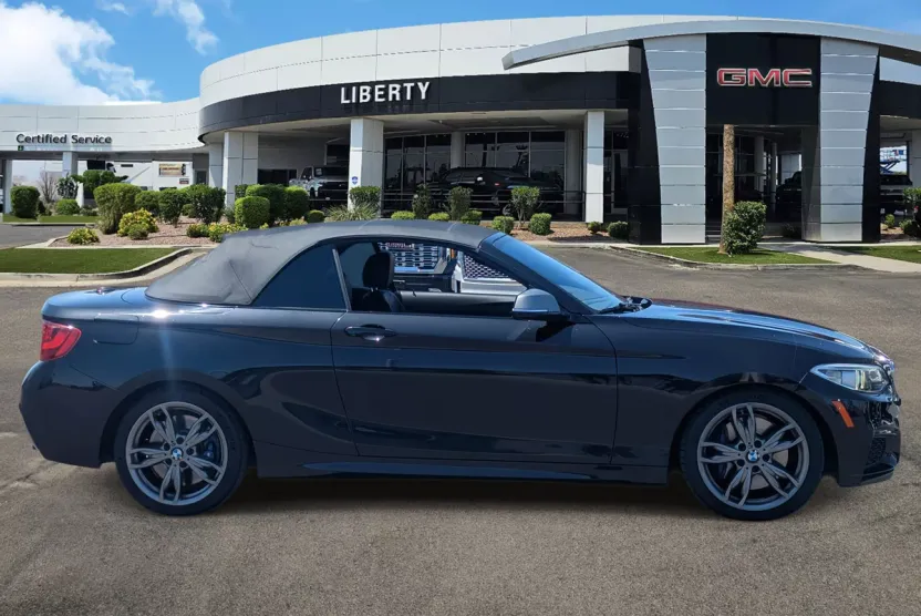 2015 Bmw M235i 2-Series photo 1