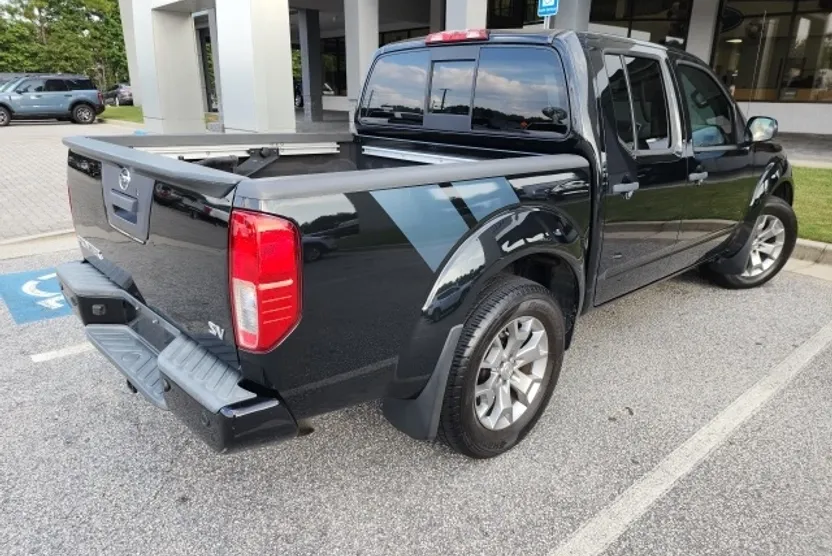 2021 Nissan Frontier SV photo 1