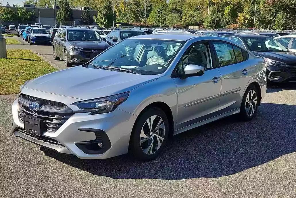 2025 Subaru Legacy Premium photo 1