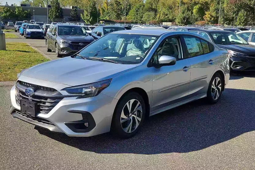 2025 Subaru Legacy Premium photo 1