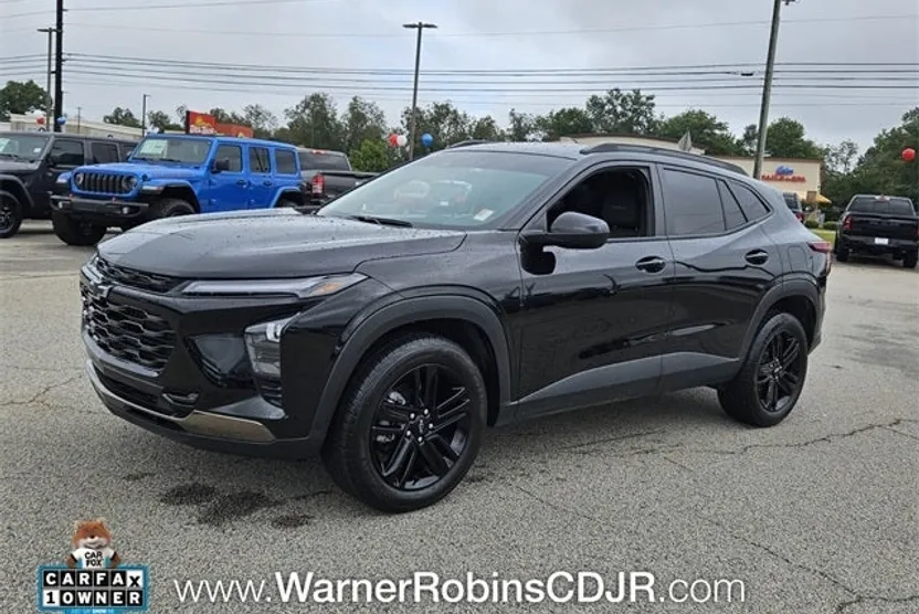 2025 Chevrolet Trax ACTIV photo 1